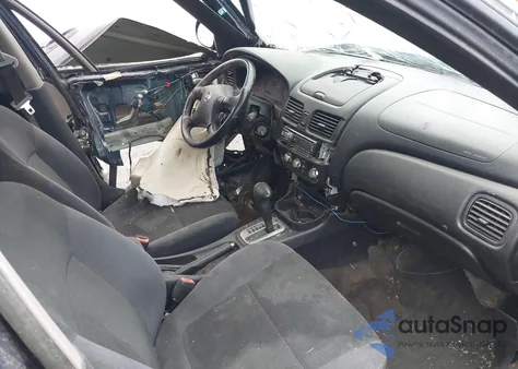 2005 Nissan Sentra 1.8S z USA, uszkodzony, nr VIN 3N1CB51D65L562567